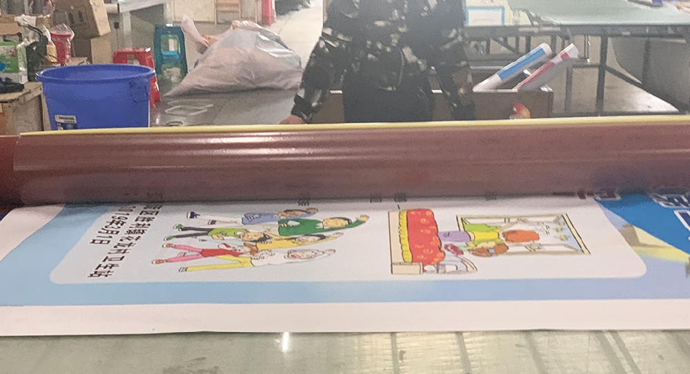 覆膜是什么_廣告畫面覆膜作用如何覆膜？